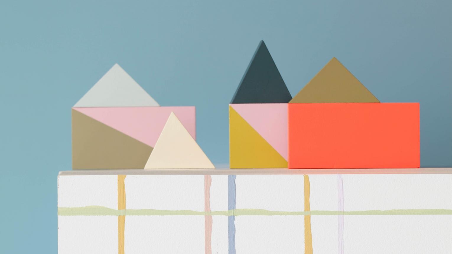 宝宝出生后的几个月，身体各部位都在快速发育，尤其是视觉。